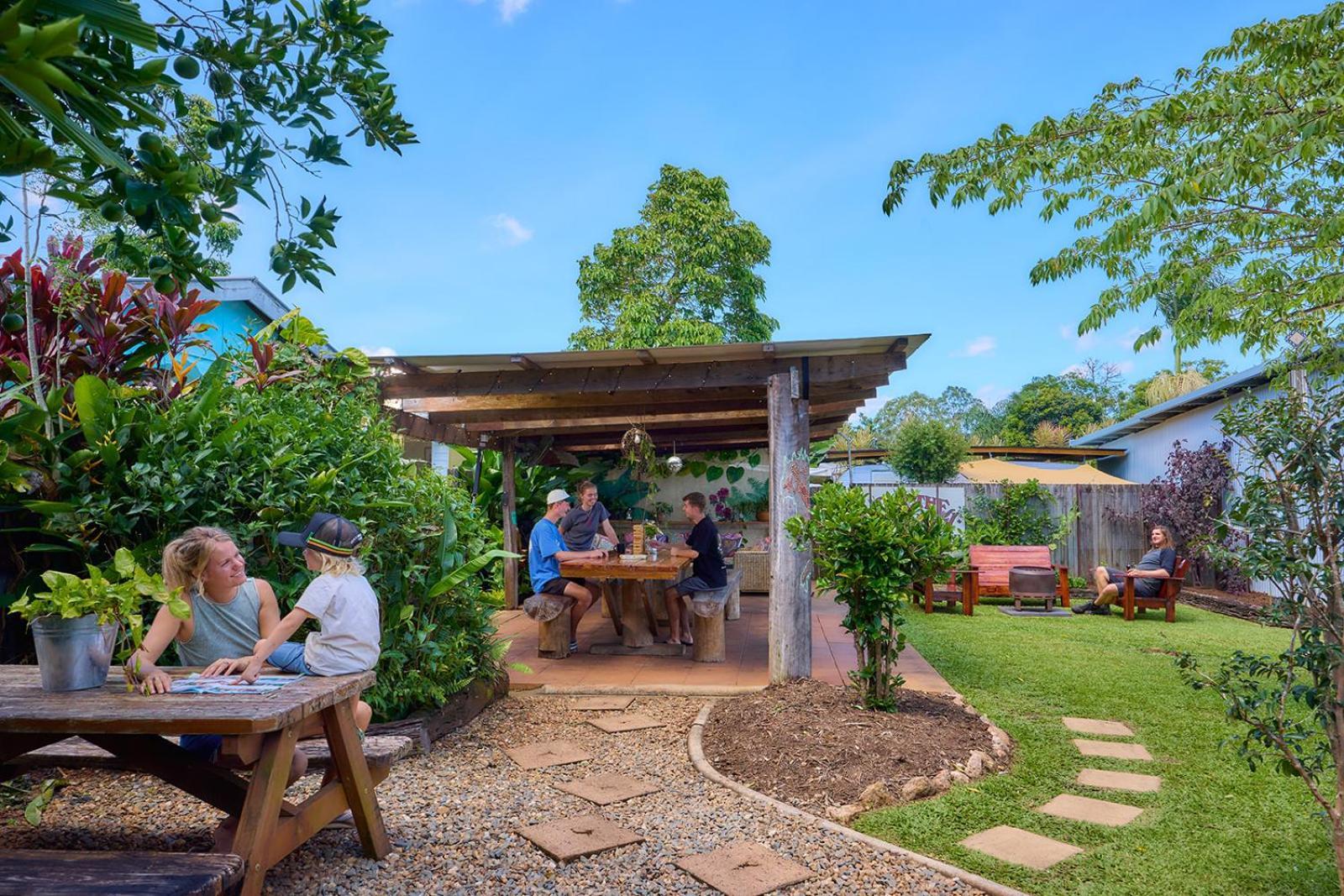 On The Wallaby Eco Lodge Yungaburra Exterior photo