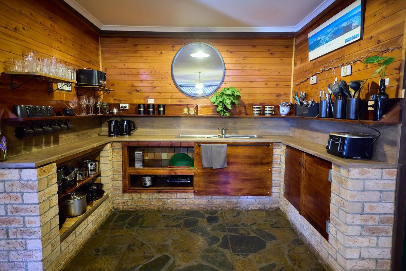 On The Wallaby Eco Lodge Yungaburra Exterior photo